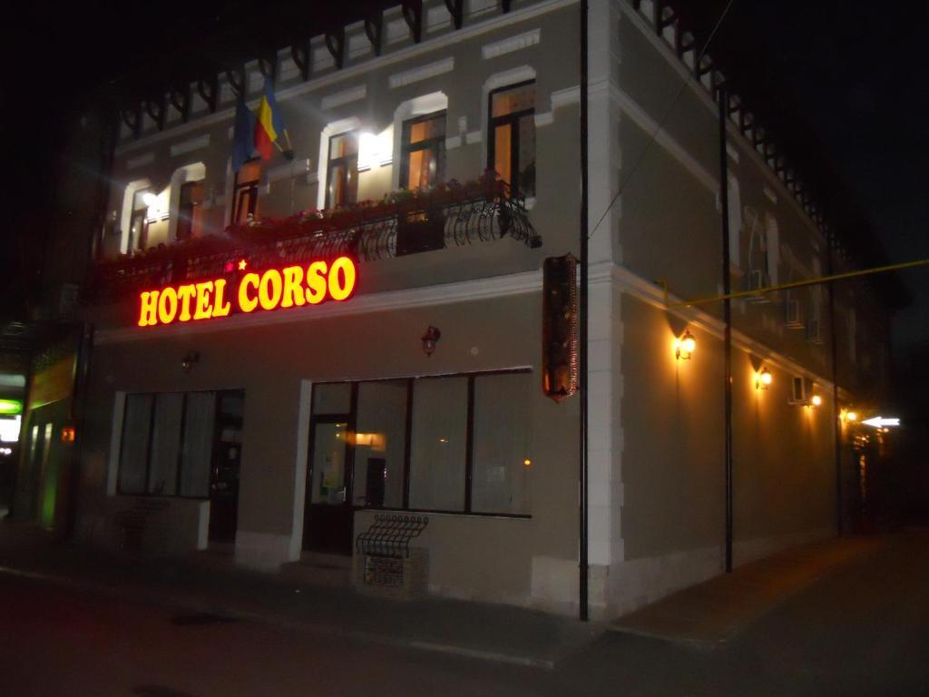 Hotel Corso Buzău Extérieur photo